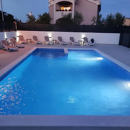 Viktor And 게스트하우스