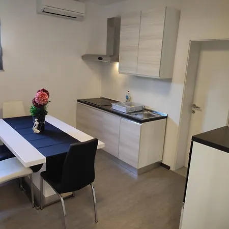 Viktor And Guest house