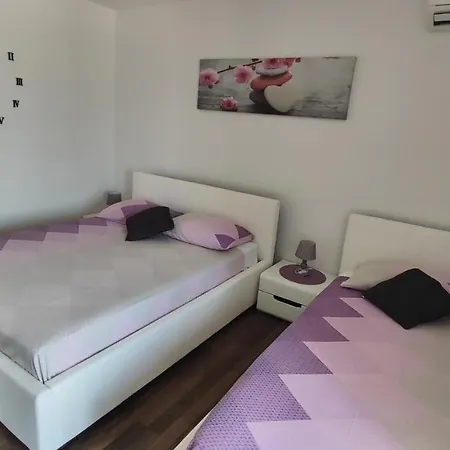 Guest house Viktor And Rovinj
