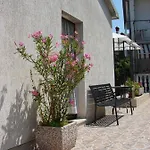 Gasthuis Viktor Rooms&apartments 3*