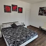 Viktor And Casa de hóspedes 3*
