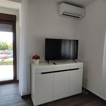 Viktor And Гостевой дом Ровинь