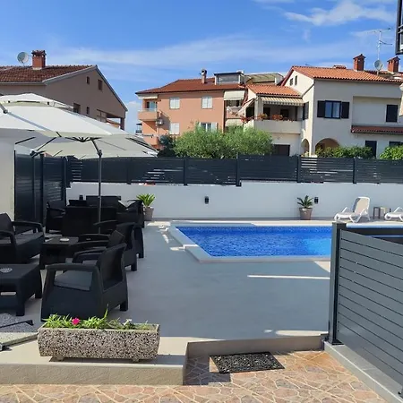 Viktor And Гостевой дом