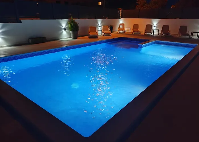 Viktor And Gostinjska kuća