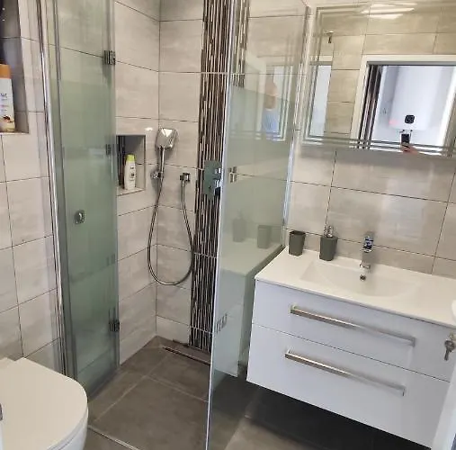 Viktor And Gostinjska kuća 3*