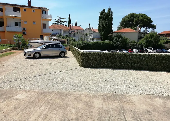 Viktor And Gostinjska kuća 3*